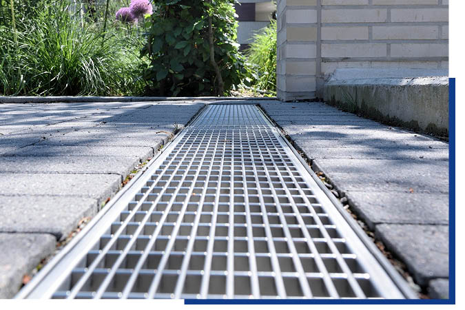 Abwasserrinnen und Terrassenpflaster von Schwarz & Sohn