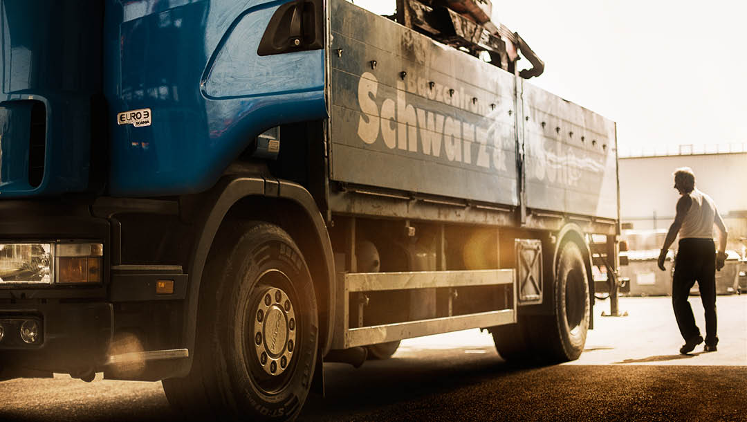 Logistik mit eigenem Fuhrpark bei Schwarz & Sohn